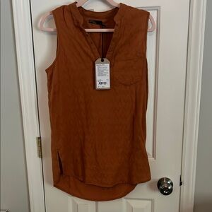 Prana Sleeveless Blouse in Warm Brown New With Tags